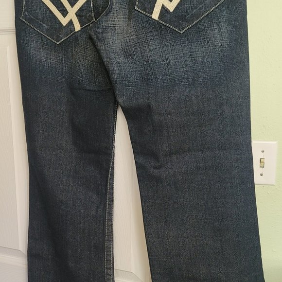 JEANS - Picture 2 of 8